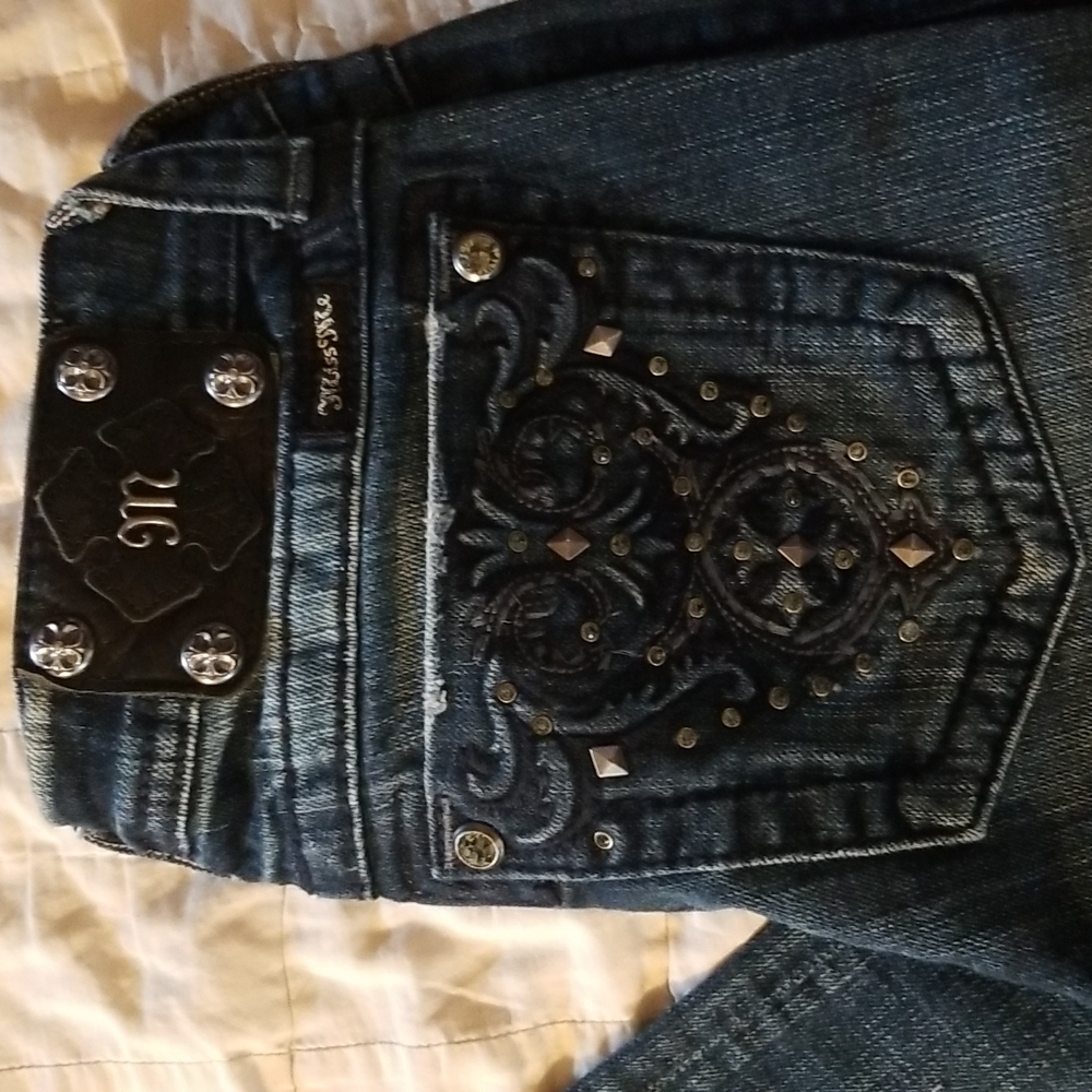 Miss Me jeans - Picture 2 of 9